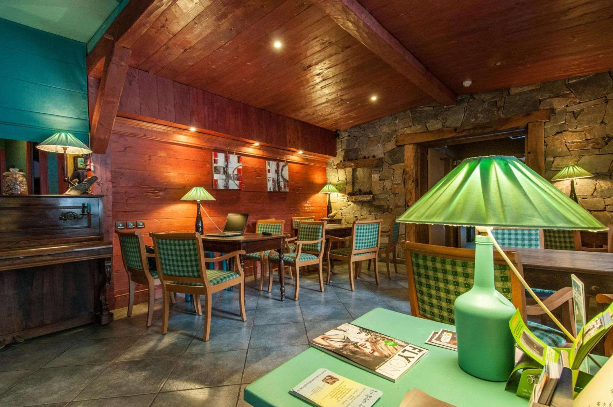 Brit Hotel Florimont Saint-Ferréol Eksteriør bilde